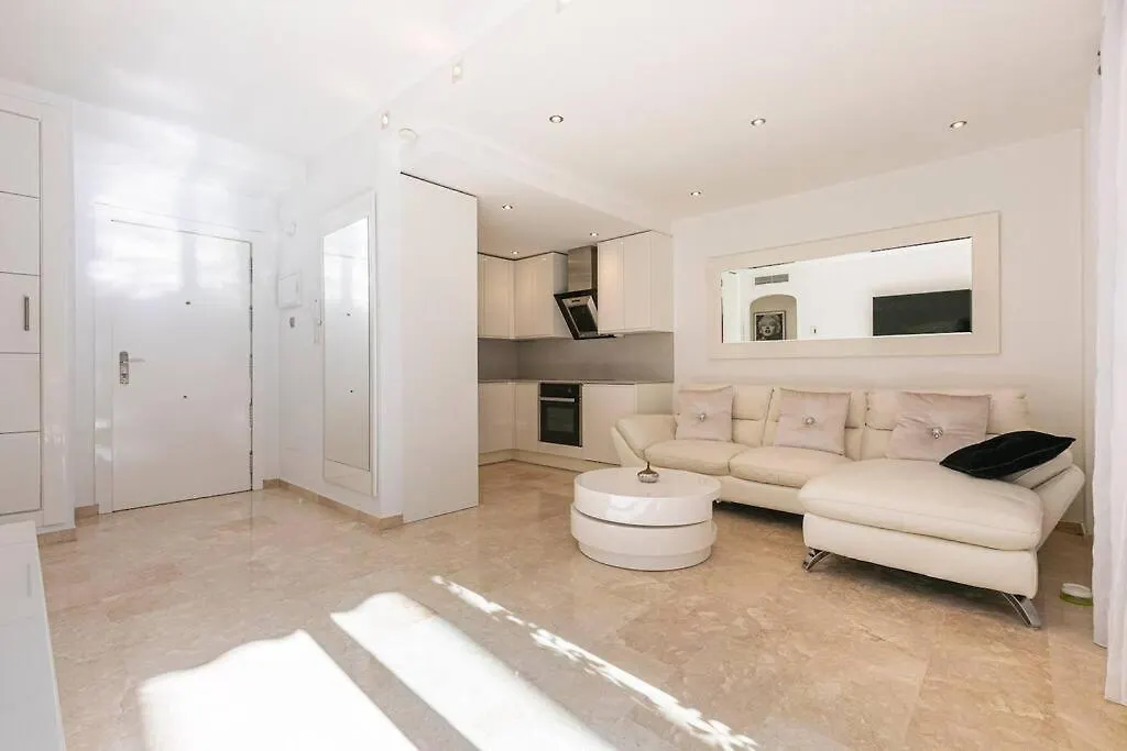 Superb Costalita In Beachfront Complex Rdr406 Estepona Spain