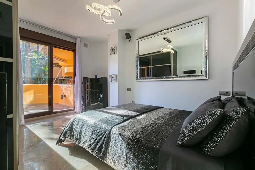 Apartment Superb Costalita In Beachfront Complex Rdr406 Estepona