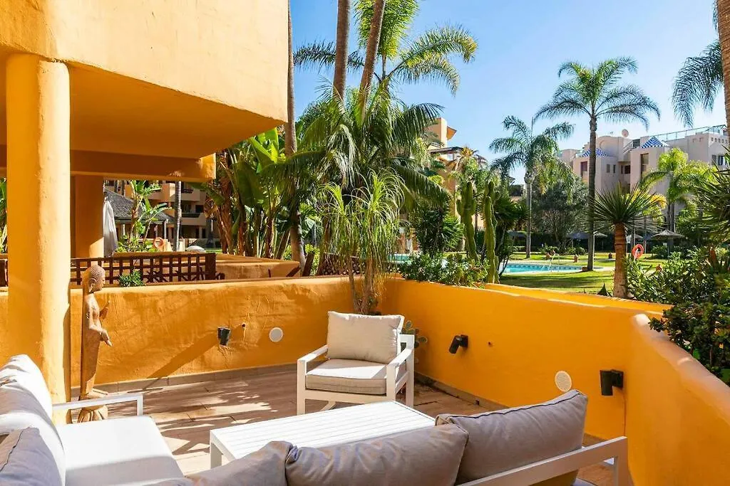 Superb Costalita In Beachfront Complex Rdr406 Estepona 0*,