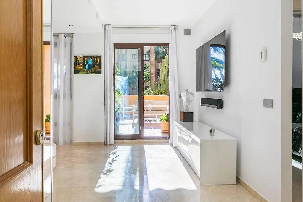 Superb Costalita In Beachfront Complex Rdr406 Estepona Apartment